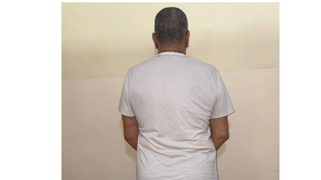 سرق الخزنة التي باعها لصديقه من منزله في الزلقا.. فقبض عليه!