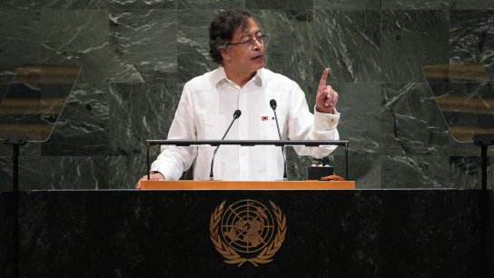 الرئيس الكولومبي: قررنا إرسال كل الذهب المصادر من مهربي المخدرات لتوفير الرعاية الطبية لأطفال غزة