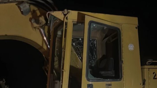 بالفيديو/ محلقة إسرائيلية استهدفت جرافة في مدينة الخيام