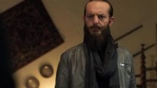 بالفيديو/ بعد اعتناقه المسيحية...أويس مخللاتي يوضح: أنحدر من عائلة دمشقية سنّية ولكن الرب أرسل لي إشارات منذ الصغر لأجد درب النور
