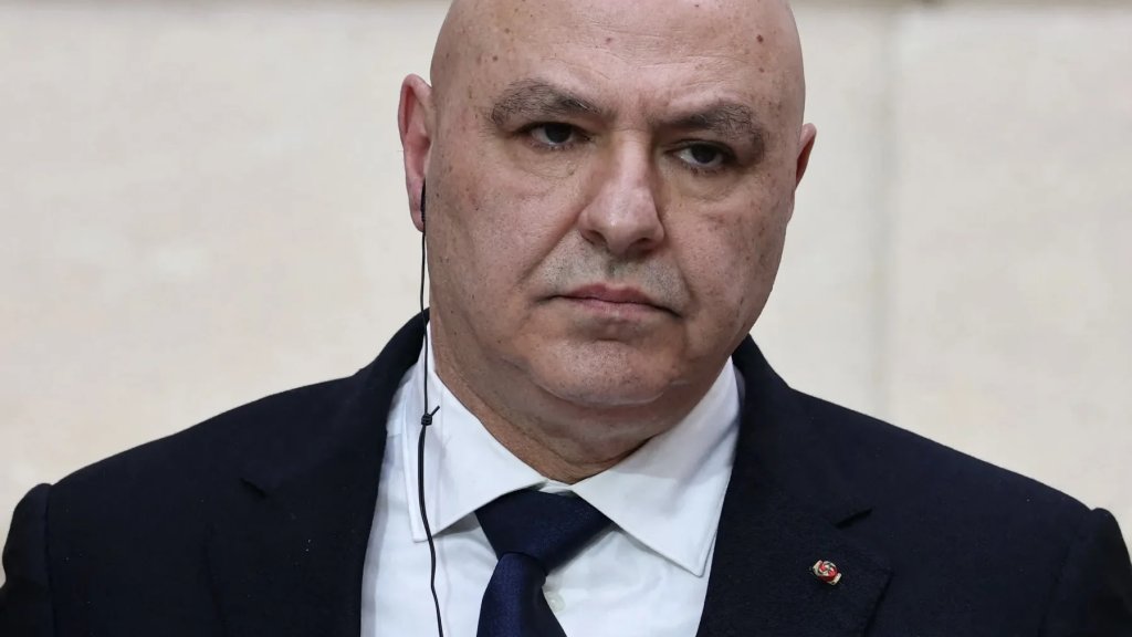 الرئيس عون فوجئ بعدم تلقيه أي ردّ من الولايات المتحدة أو "إسرائيل" على إعلانه الاستعداد للتفاوض! (الأخبار)