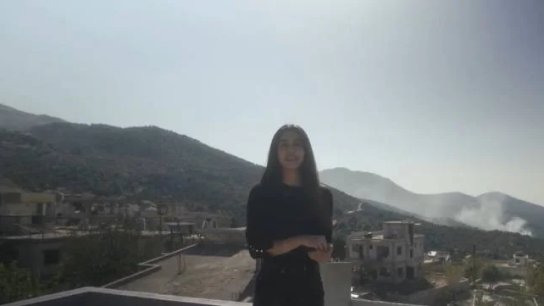 بالفيديو/ تفاعل واسع مع زيارة ملكة جمال لبنان السابقة ياسمينا زيتون لبلدتها كفرشوبا بمناسبة عيد الاستقلال: &laquo;الجنوب بعده ناطر الاستقلال الحقيقي&raquo;