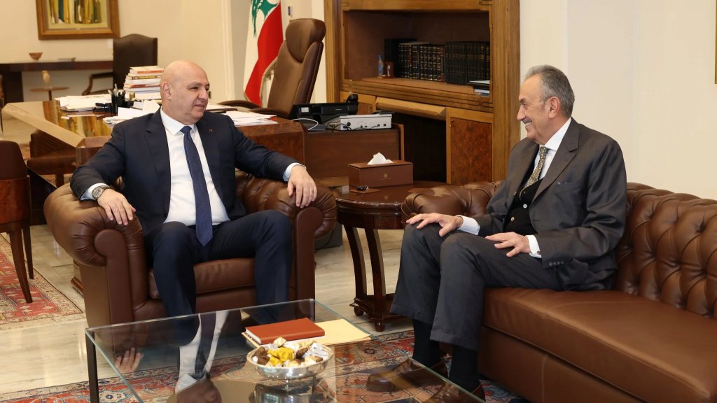 الرئيس عون التقى سيمون كرم: بحث في التحضيرات الجارية لاجتماع الميكانيزم في 7 كانون الثاني المقبل