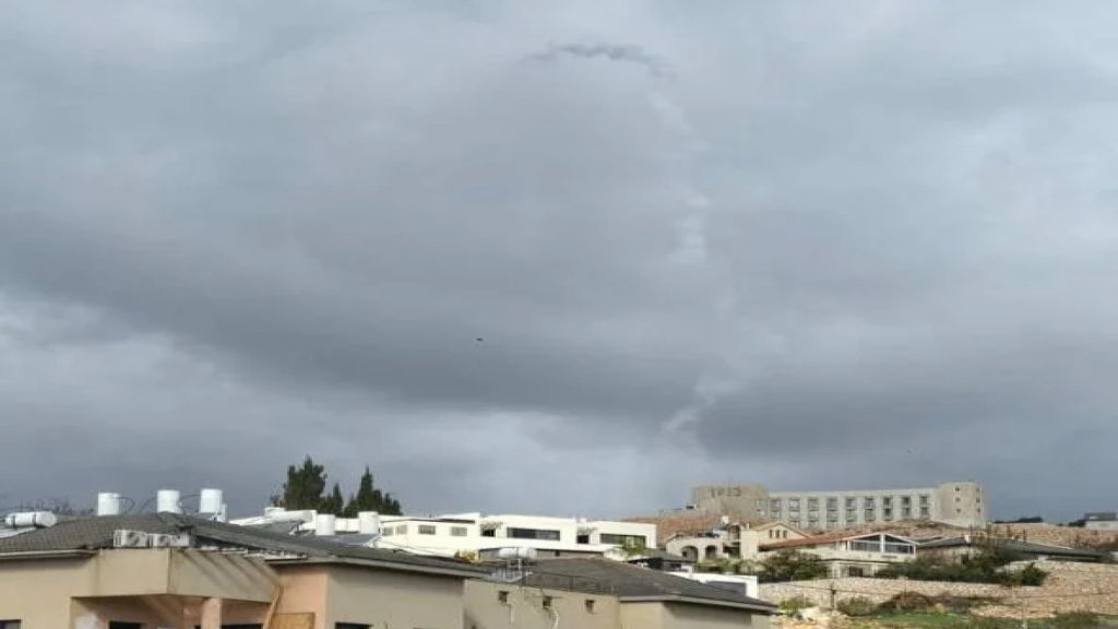 انفجار صاروخ اعتراضي في اجواء شمال فلسطين المحتلة مقابل بلدتي مارون الراس و يارون