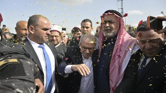 بالفيديو/ استقبال شعبي كبير للرئيس سلام في يارين