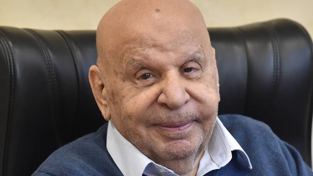 وفاة الوزير السابق محسن دلول عن 93 عاماً