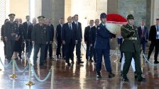 الرئيس عون وضع إكليلًا من الزهر على ضريح أتاتورك: الشعب اللبناني يرى في تجربة الرئيس أتاتورك مثالاً يحتذى لترسيخ دولة القانون والمؤسسات 
